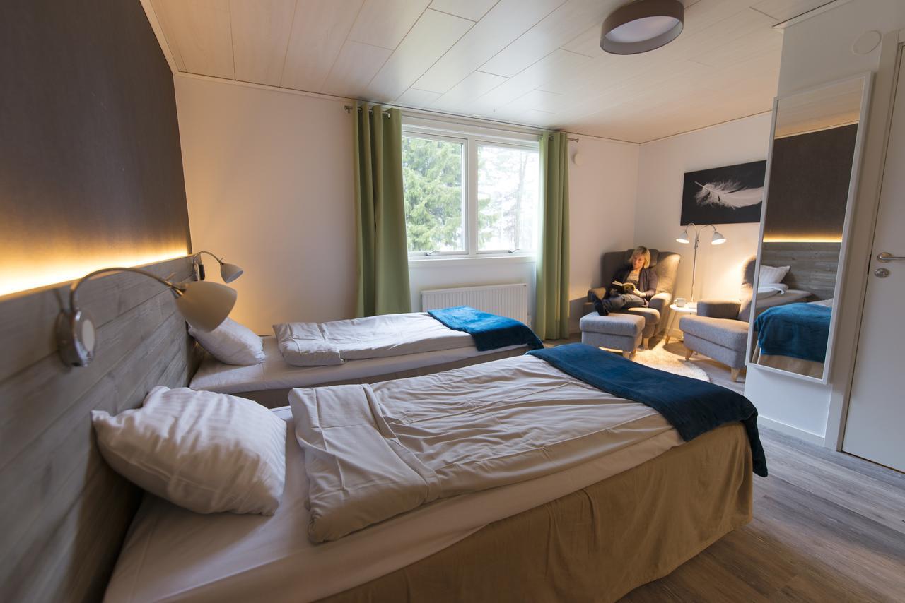 Pine Bay Lodge Person Luaran gambar