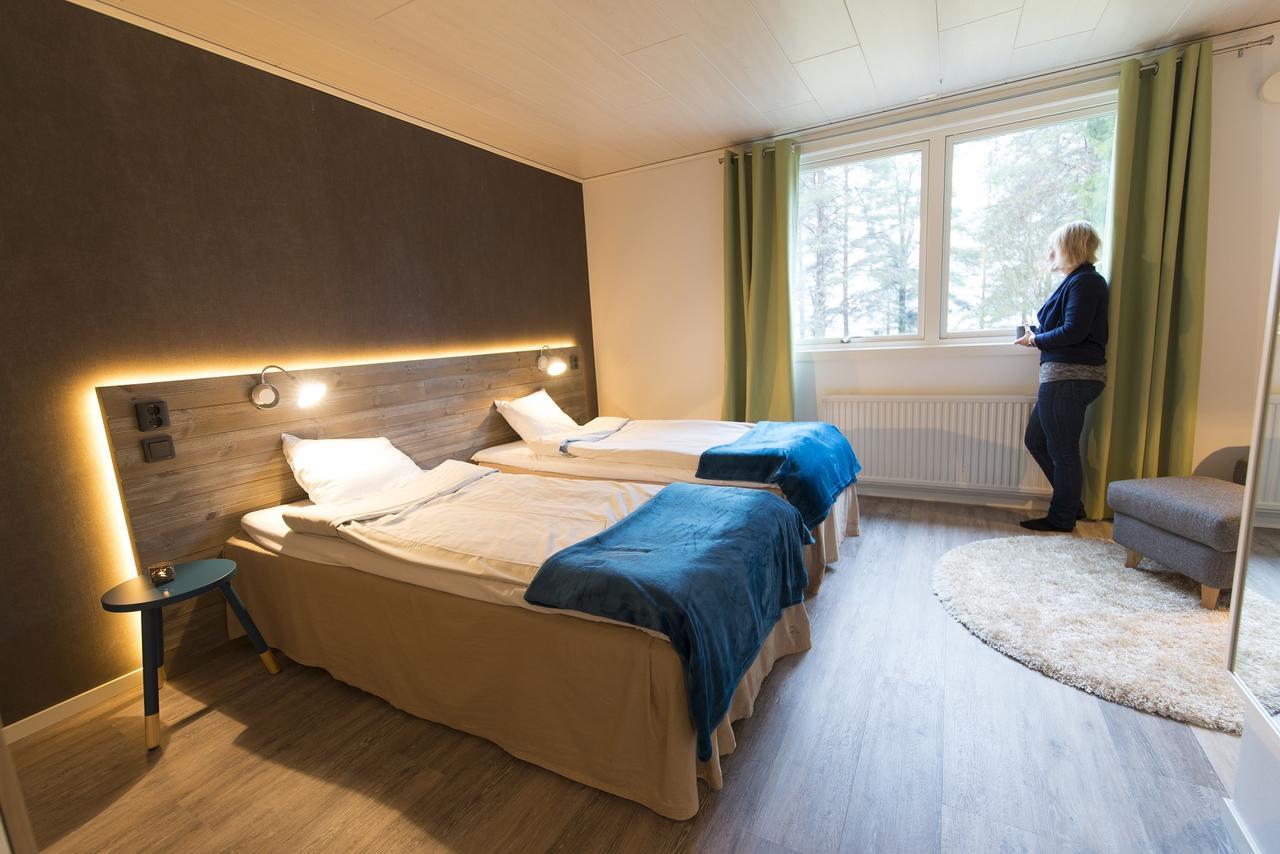 Pine Bay Lodge Person Luaran gambar