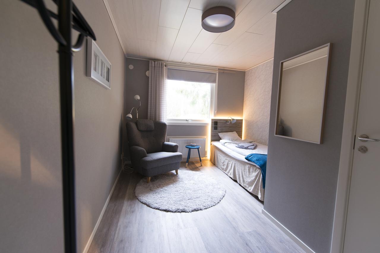 Pine Bay Lodge Person Luaran gambar