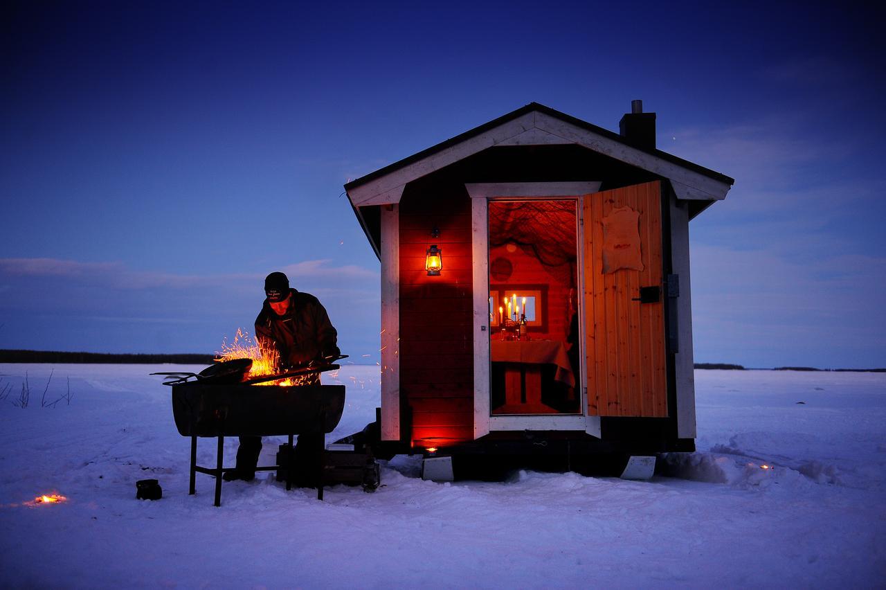Pine Bay Lodge Person Luaran gambar